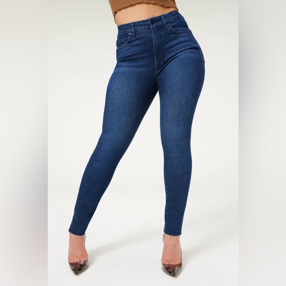 Good American - ALWAYS FITS - GOOD LEGS JEANS